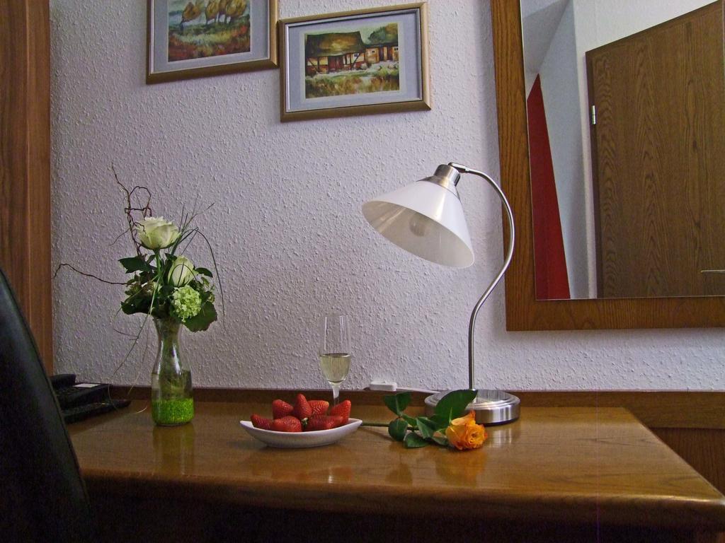 Hotel Beller Kenzingen Extérieur photo